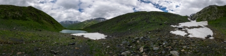 Ледниковое озеро (1058). Ущелье Карасу. Фотография.