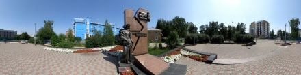 Памятник жертвам политических репрессий. Фотография.