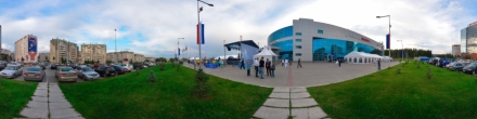Чемпионат мира по дзюдо 2014 года. Возле билетных касс.. Челябинск. Фотография.