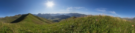 Альпийские луга Гудаури. Фотография.