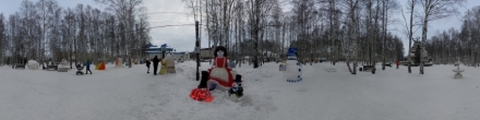 Снеговики в парке Лосева 2019. Алиса. Ханты-Мансийск. Фотография.