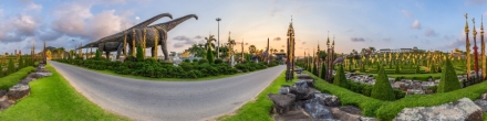 Ботанический сад Нонг Нуч. Парк Версаль и парк Динозавров. Тайланд.. Фотография.