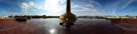 Грозный - Музей Ахмата Кадырова - Вечный огонь. Фотография.
