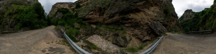 У Чёртова моста (1256). Тызыльское ущелье. Фотография.