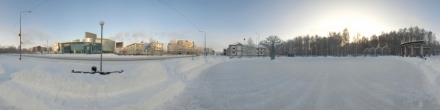 Каток на улице Мира (-35). Ханты-Мансийск. Фотография.