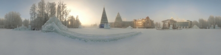 Площадь при -40. Туман. Ханты-Мансийск. Фотография.