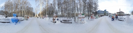 Снеговики 2021 в парке Лосева. Фотография.