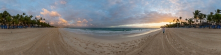 Восход на пляже отеля Occidental Caribe.. Пунта Кана. Фотография.