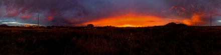 Закат с видом на Бештау. Пятигорск. Фотография.