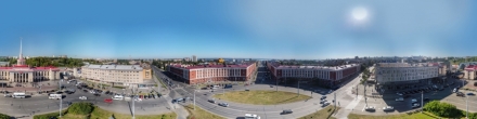Площадь перед Ж/Д вокзалом. Петрозаводск. Фотография.