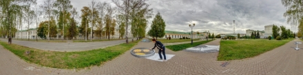 улица с 3D рисунками посвящёнными событийным мероприятиям республики. Ижевск. Фотография.