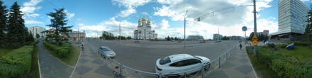 Вид на собор и здание СМП, Площадь профсоюзов. Фотография.