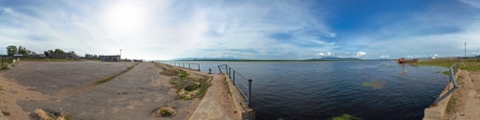 Берег реки Баргузин. Фотография.
