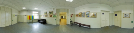 Детская художественная школа. 1 этаж. Левый холл. Комсомольск-на-Амуре. Фотография.