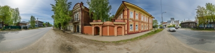 Деревянный жилой дом. Томск. Фотография.