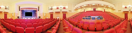 Дворец Культуры Авиастроителей. Большой концертный зал.. Комсомольск-на-Амуре. Фотография.