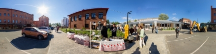 *** 2026-06-28 №1 День города. Ярмарка мастеров «Создано на Севере». Набережная Северной Двины, улица Попова. Архангельск. Фотография.