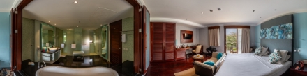 В номере отеля Novotel Bali Nusa Dua.. Букит. Фотография.